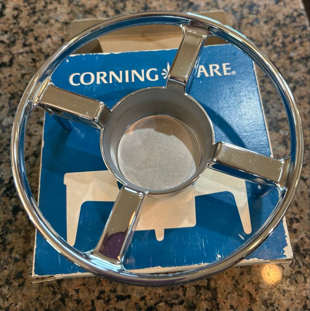 Vintage Corning Ware Candle Warmer Model P-119-W Platinum Color In Original Box